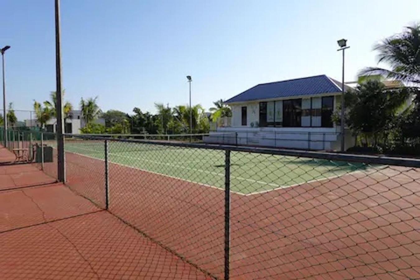 Azuri Ocean & Golf Village, 3 Bedroom Apartment Roches Noires